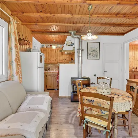 Holiday home Petit De Montagne *