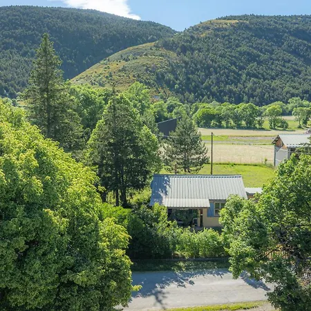 Holiday home Petit De Montagne