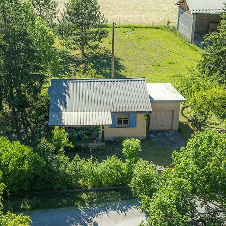 Holiday home Petit De Montagne